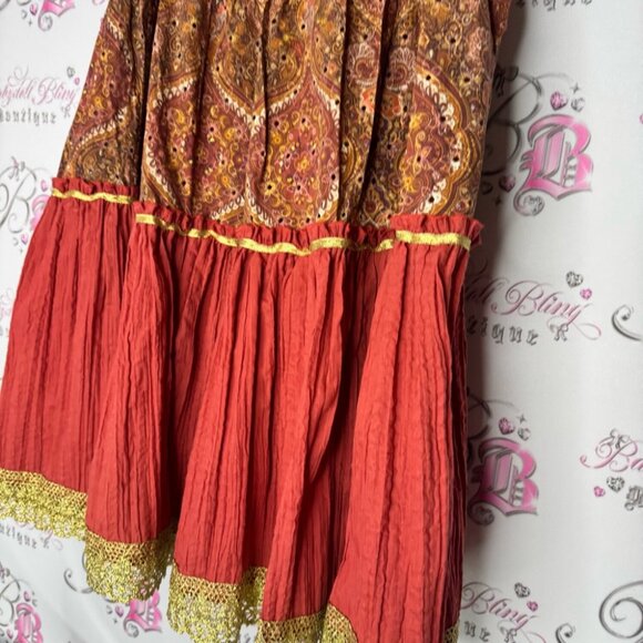 FWR USA skirt Bohemian Red and Gold Tiered Skirt shimmer paisley - Picture 4 of 8